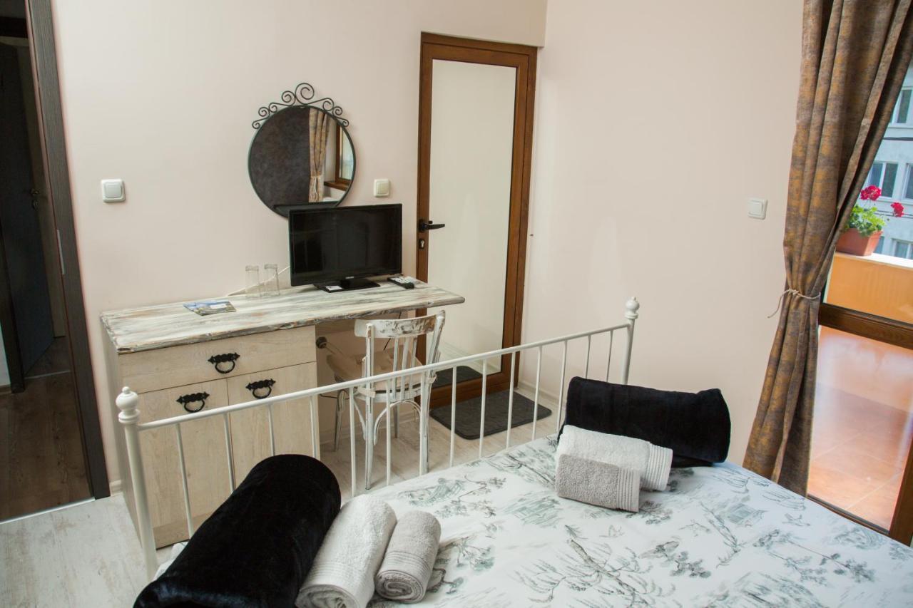 Guest House Mikaela Gabrovo Ngoại thất bức ảnh